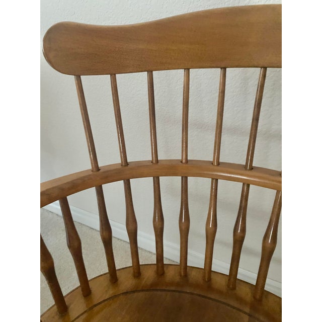 Mid 20th Century Exquisite Nichols & Stone Pair of Windsor Comb Back Captains Armchairs Excellent Condition For Sale - Image 10 of 16