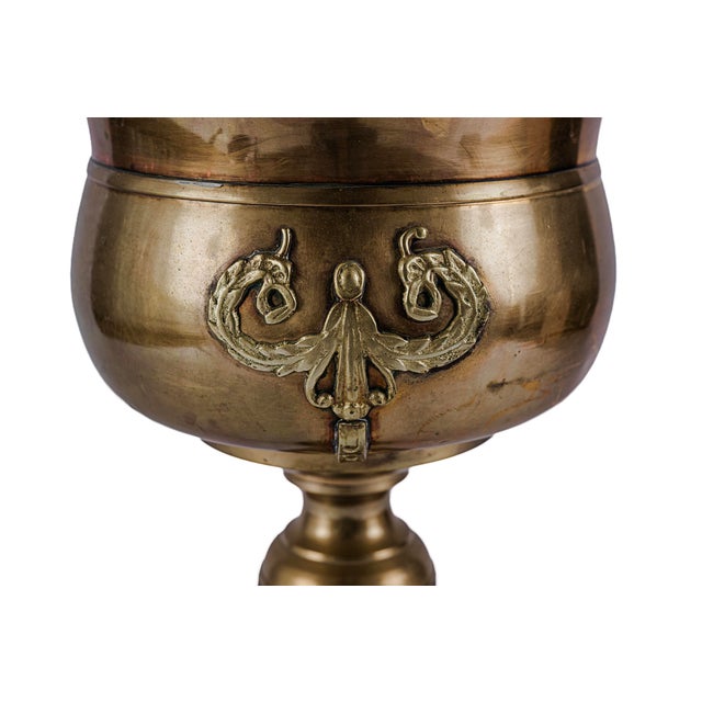 Vintage Hollywood Regency Style Brass Jardiniere Plant Stand or Champagne Chiller For Sale In Tulsa - Image 6 of 7