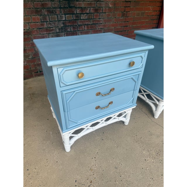 Chic Vintage Palm Beach Regency Ficks Reed Attributed Faux Bamboo Rattan Nightstands - Newly Painted French Blue With White Lattice Base - A Pair For Sale - Image 9 of 11