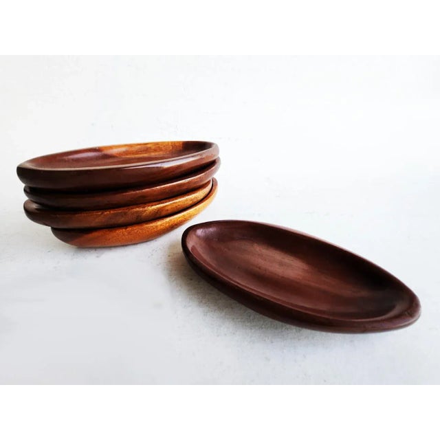 1960s Vintage Set of Mahogany Snack Plates/Trinket Dishes, 5 Pieces For Sale - Image 5 of 9