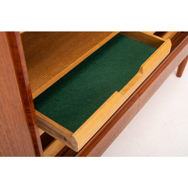 Brown Teak Highboard by Henning Kjaernulf for Vejle Stolefabrik, Denmark, 1960s For Sale - Image 8 of 18