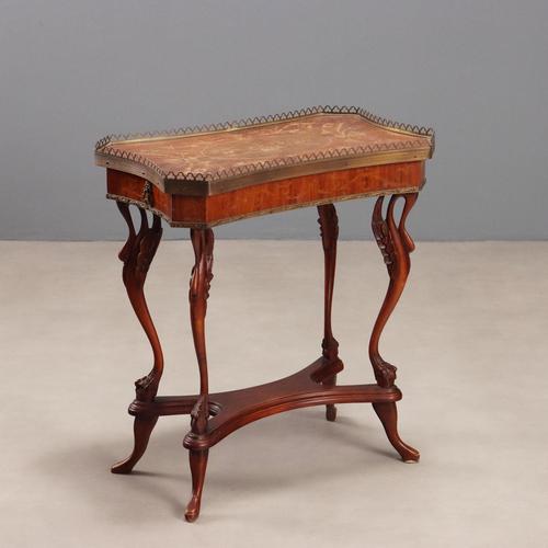Small Antique Fruit Wood Bois de Rose Table, 20th Century For Sale - Image 14 of 14