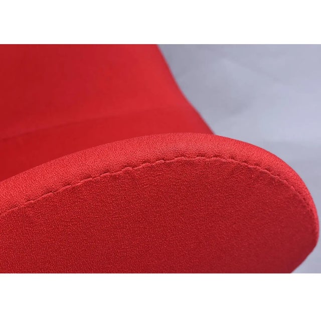 Restored 1965 Red Arne Jacobsen Fritz Hansen Egg Chair & Ottoman For Sale - Image 10 of 12