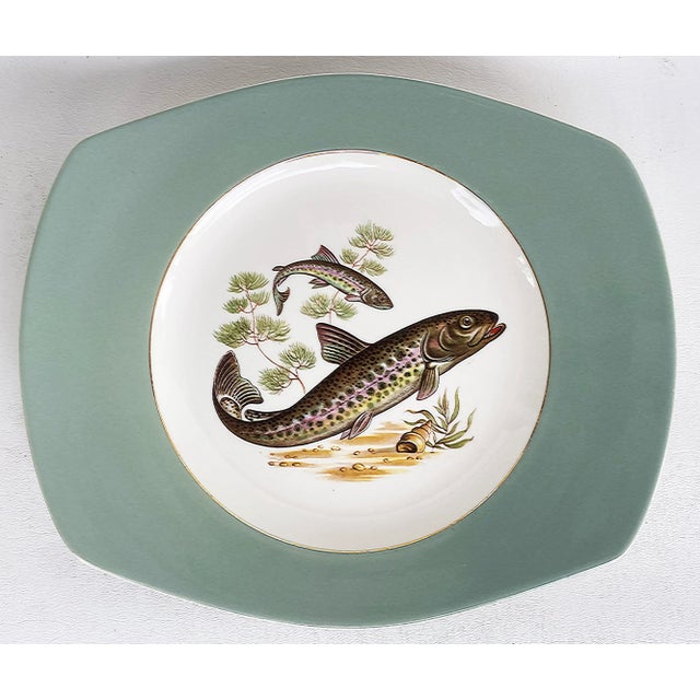 Mid 20th Century Figgjo Flint Norwegian Fish Service, Platter and 12 Plates For Sale In Miami - Image 6 of 10