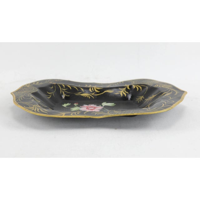 Art Deco Pair of Iron Hand-Painted Floral Trays For Sale - Image 3 of 10