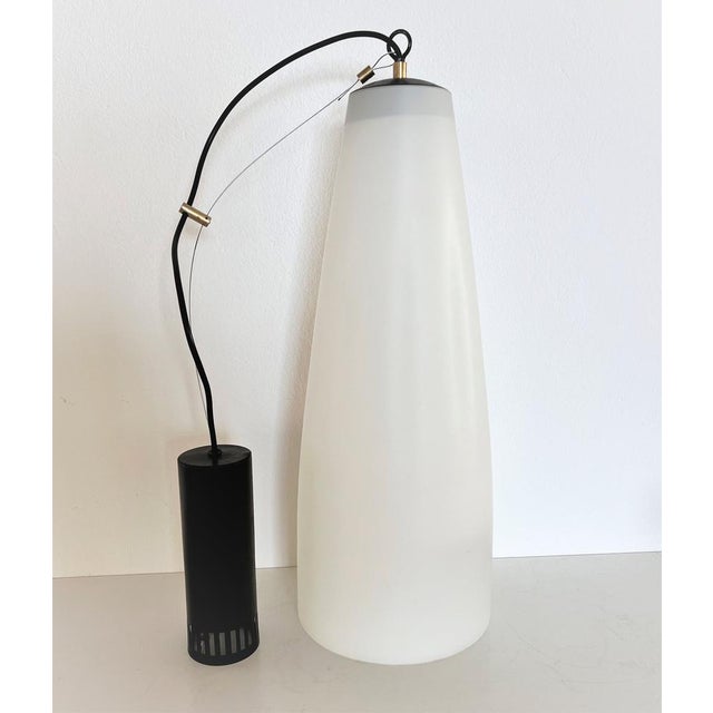 Mid-Century Modern Italian Pendant Light in Milky White Glass, 1970s For Sale - Image 6 of 17