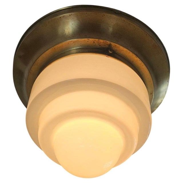 - extremely rare type - mark of glass - very nice style of lighting - art deco, bauhaus, functionalism Up to 250V...