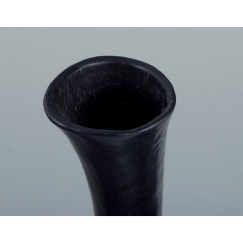 Ceramic European Twisted Vase in Black Glaze, 1900s For Sale - Image 7 of 9
