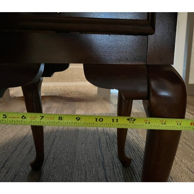 Late 20th Century Kincaid Queen Anne French Country Solid Wood Oval Side Accent End Table Drawer Dark Brown For Sale - Image 11 of 11