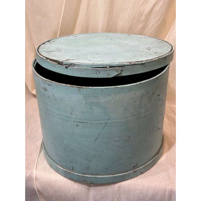 Wood Large Round Vintage Painted Box For Sale - Image 7 of 7