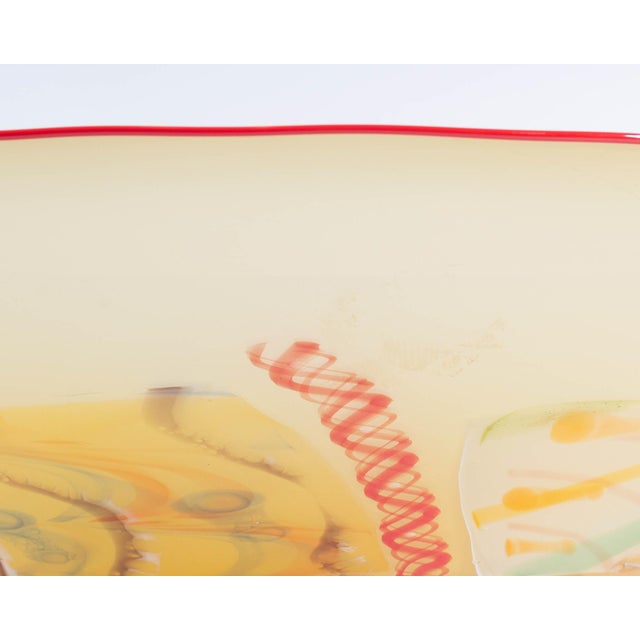 Late 20th Century Bruce Pizzichillo Dari Gordon Signed Oversized Art Glass Centerpiece Bowl For Sale - Image 5 of 8
