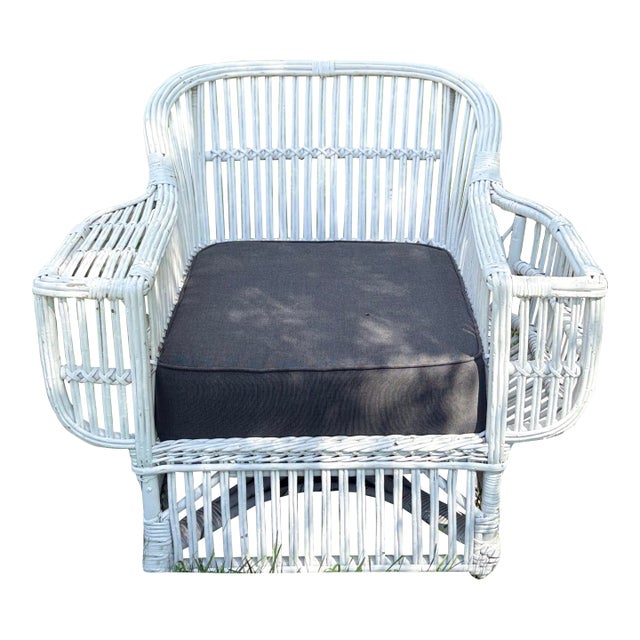 Vintage White Rattan Lounge Chair in the Style of Palecek President’s Chair For Sale