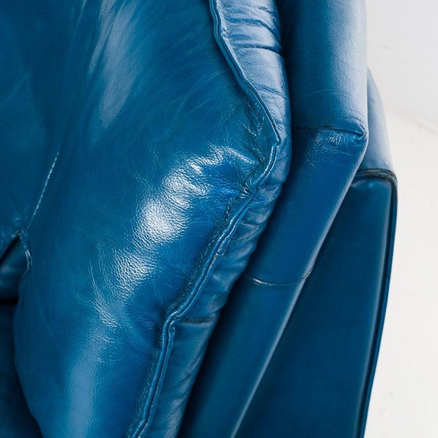 Set of Vintage Blue Leather Armchair and Ottoman by Nicoletti Salotti for Avanti, Italy, 1980s For Sale - Image 17 of 18