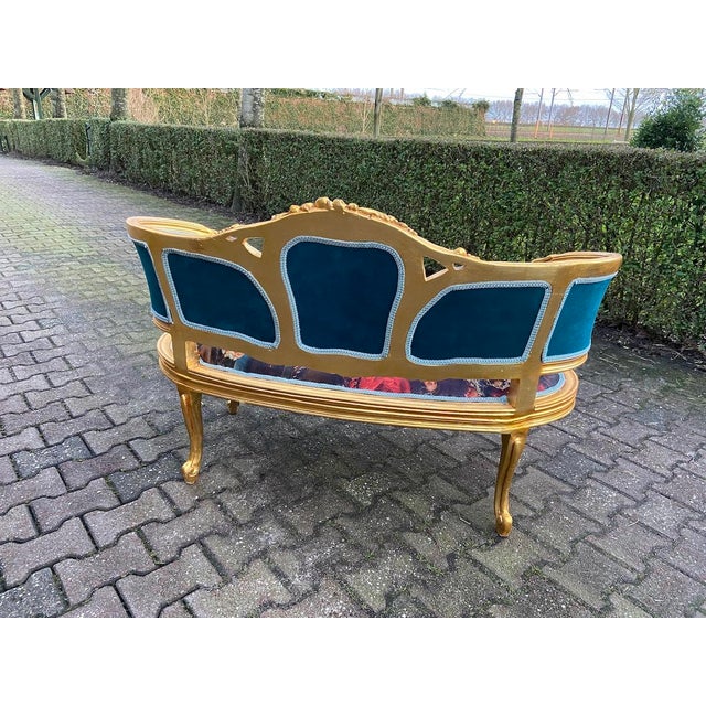 1970s French Louis XVI Corbeille Settee in Gilded Wood & Royal Blue Velvet For Sale - Image 9 of 12