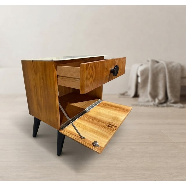 Mid-Century Modern Bedside Table by Jindřich Halabala for ÚpP Závody, Czechoslovakia, 1950s For Sale - Image 10 of 18