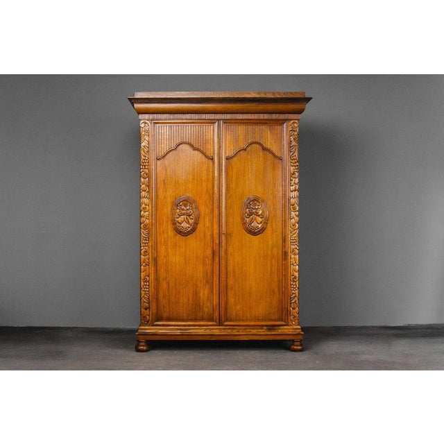 Art Nouveau Wardrobe in Oak For Sale - Image 3 of 18