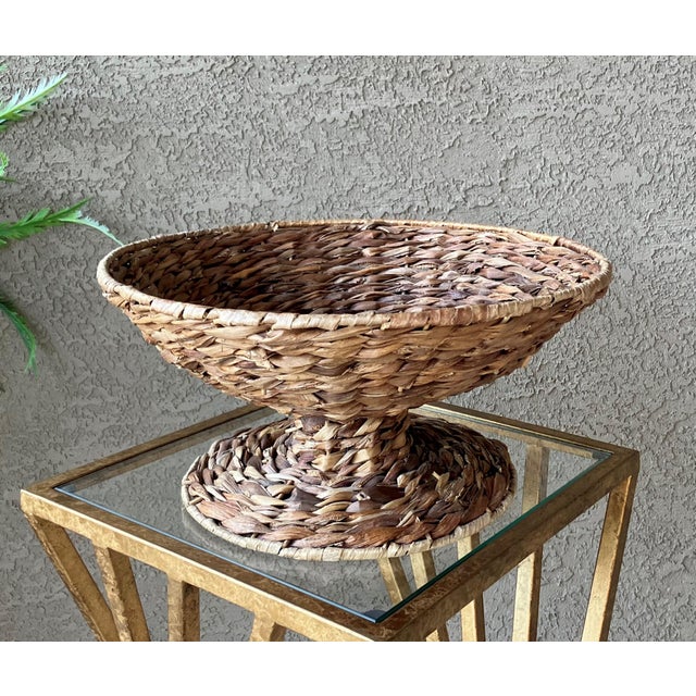 Boho Chic Late 20th-Century Handwoven Water Hyacinth Pedestal Centerpiece Bowl For Sale - Image 3 of 18