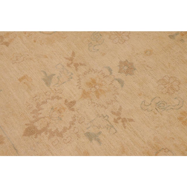 1990s Shabby Chic Ziegler Beige Brown Hand-Knotted Wool Rug - 9'2'' X 12'3'' For Sale - Image 5 of 8