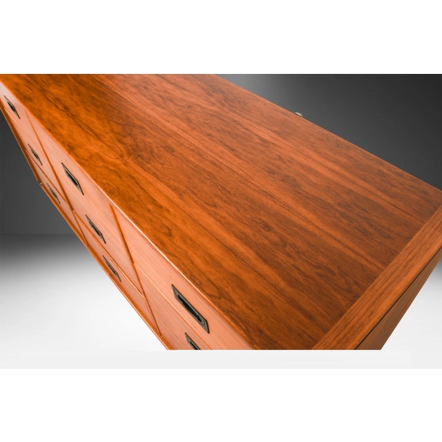 1960s 1960s Mid Century Drexel New Generation Nine Drawer Dresser For Sale - Image 5 of 14