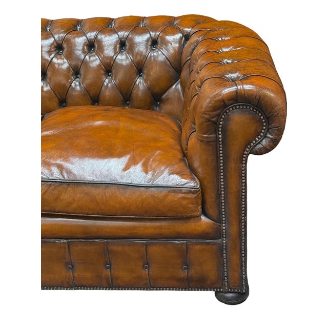 English Chesterfield Sofa of Tufted Leather For Sale - Image 4 of 16
