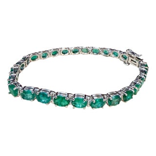 14 Carat Natural Emerald Cocktail Tennis Bracelet 14 Karat White Gold For Sale