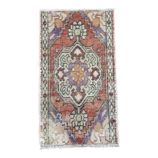 Turkish Yastik Rug 1'6" x 2'7" For Sale