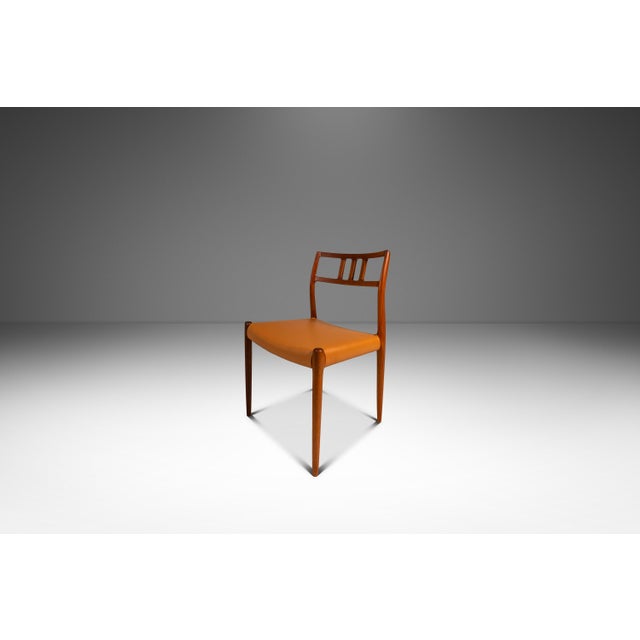 Mid-Century Modern Set of Ten (10) Danish Modern Møller Model 79 Side Chairs in Teak & Leather by Niels Møller for j.l. Møller Mobelfabrik, Denmark, C. 1960's For Sale - Image 3 of 18