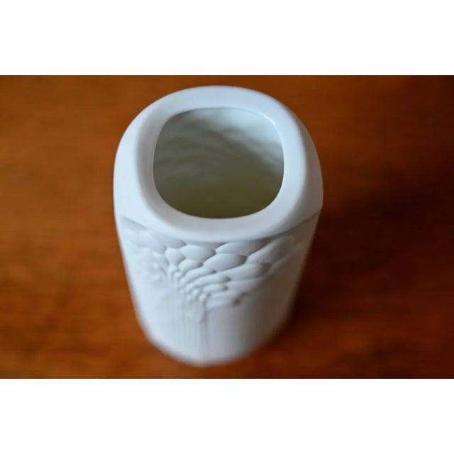 Contemporary Art Nouveau Spirit White Porcelain Vase from Alboth & Kaiser Bavaria For Sale - Image 3 of 8