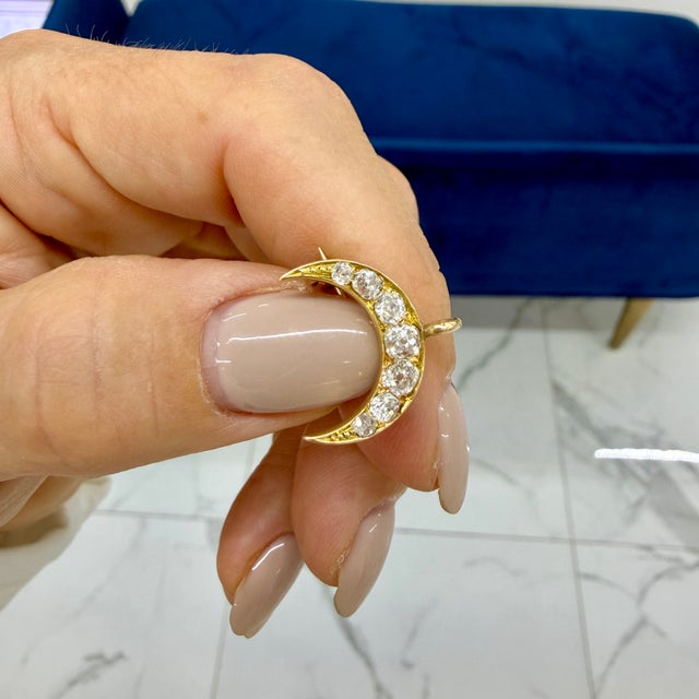 Gold Victorian Antique 18k Yellow Gold 1.24ctw Old Cut Diamond Crescent Pin Pendant For Sale - Image 8 of 8