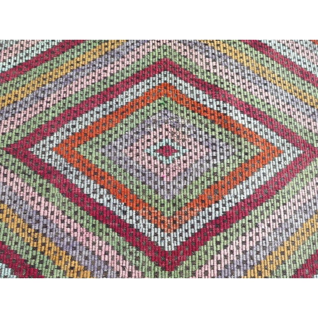 1960s Turkish Embroidered Kilim Rug - 83"x117" For Sale - Image 10 of 13