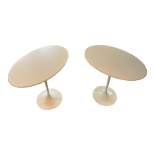 1980s Pair of Authentic Knoll International Saarinen Oval Tulip Side Tables For Sale