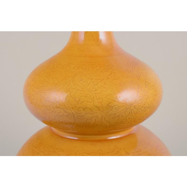 Chinese Double Gourd-Shaped Vase in Ochre Yellow Glazed Porcelain For Sale - Image 5 of 10