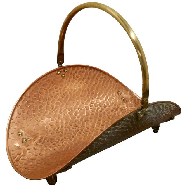 Arts & Crafts Beaten Copper Log Carrier, 1900s For Sale - Image 6 of 6