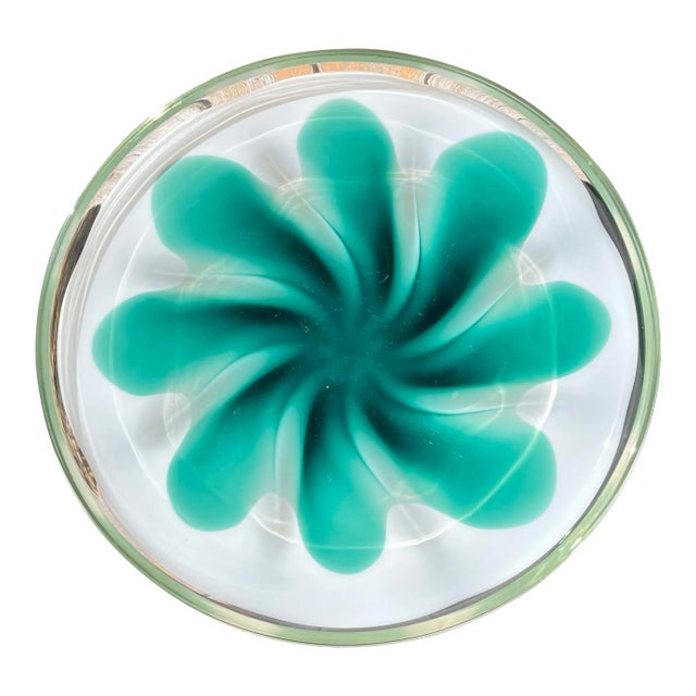 1955 Paul Kedelv for Flygsfors Coquille Milky White and Green Glass Plate For Sale
