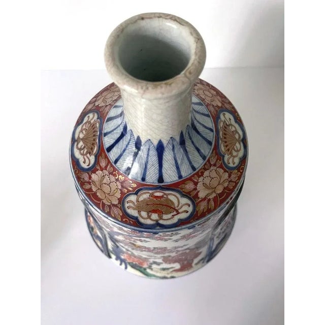 Antique Japanese Imari Bottle Vase on Wood Stand For Sale In Atlanta - Image 6 of 12