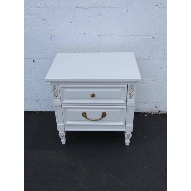 French Shabby Chic Painted Nightstand Side End Table 6571 For Sale In Miami - Image 6 of 11