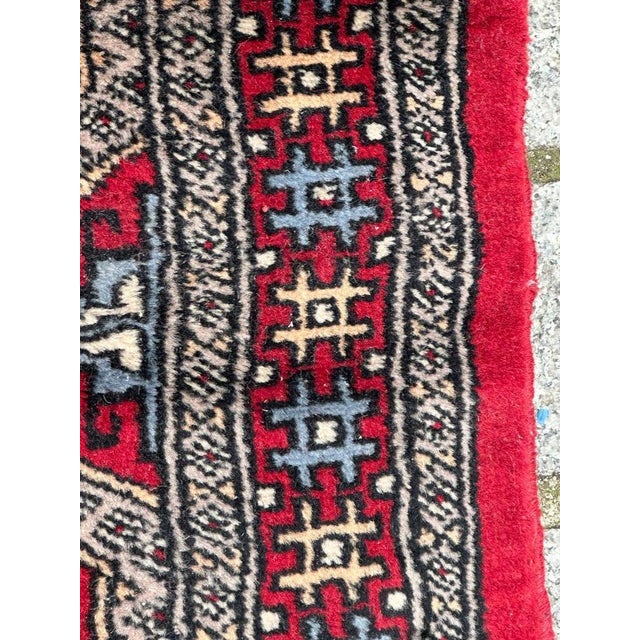 Textile Small Vintage Pakistani Rug from Bobyrugs, 1980s For Sale - Image 7 of 13