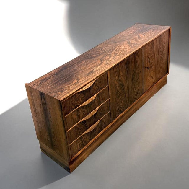 Low Danish Rosewood Sideboard from Erling Torvits, Denmark, 1960s For Sale - Image 9 of 18