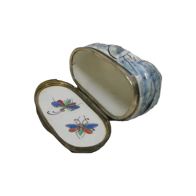 A Chantilly Silver Mounted Snuff Box of a Sleeping Monk, Mid 18th Century For Sale - Image 10 of 11