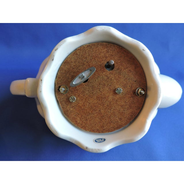 Vintage 1960s Montgomery Ward Japanese Porcelain Teapot Music Box