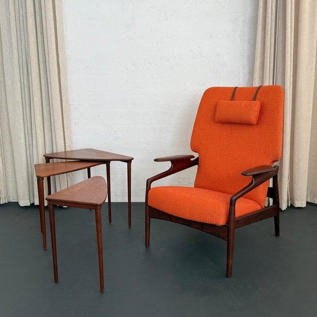 Selig Scandinavian Modern Triangular Teak Nesting Tables by Selig For Sale - Image 4 of 11