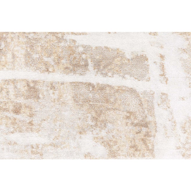 Abstract Modern Tibetan Rug in Silk and Wool – “Desert” by Doris Leslie Blau For Sale In New York - Image 6 of 7