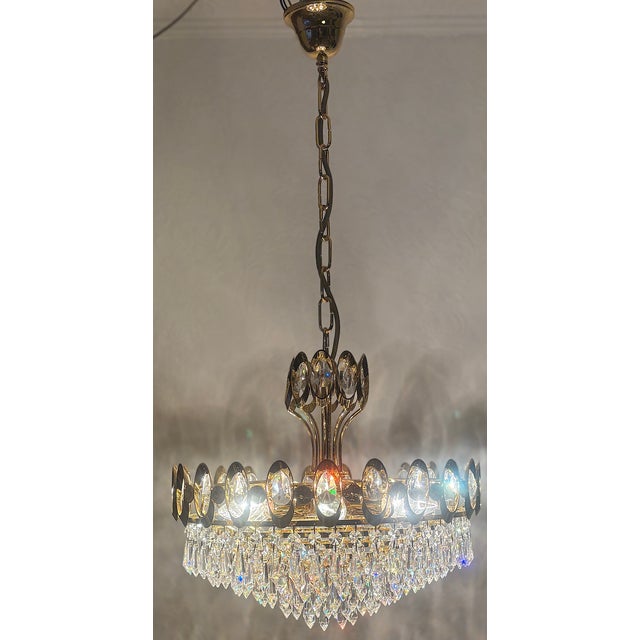 Gold 24 Karat Gold-Plated Brass and Crystal Chandelier, 1970s For Sale - Image 8 of 15