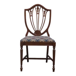 High End Vintage Solid Mahogany Traditional Duncan Phyfe / Hepplewhite Style Shield Back Dining Side Chair For Sale