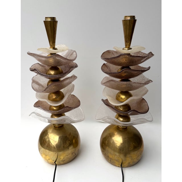 Contemporary Pair of Brass and Murano Glass Flower Lamps, Italy For Sale - Image 10 of 16