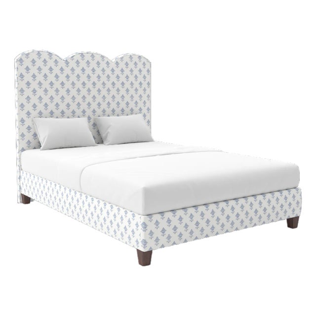 Starmount Bed in Schumacher Rubia Embroidery, Blue - Queen For Sale