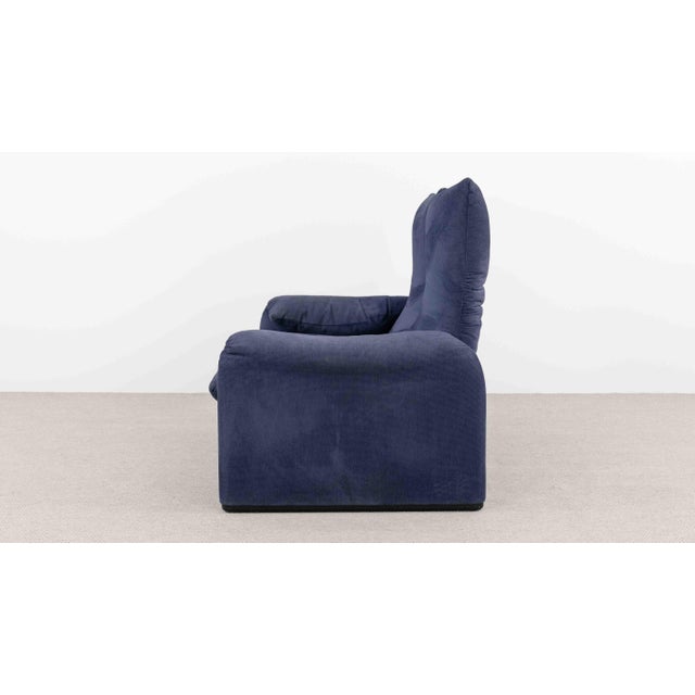 Maralunga 2-Seater Sofa by Vico Magistretti for Cassina, 2000s For Sale - Image 6 of 18