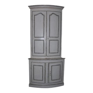 18th Century Neoclassical Painted Corner Cabinet For Sale