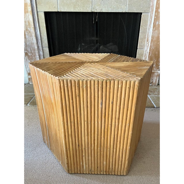 Paul Evans Vintage Split Reed Bamboo Boho Coffee / Side Table Hexagonal For Sale - Image 4 of 9