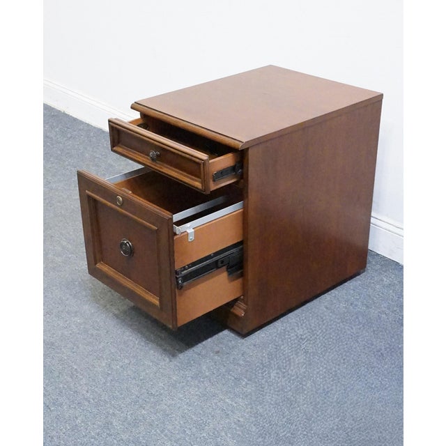 Hooker Furniture Cherry Traditional Contemporary 18" File Cabinet For Sale In Kansas City - Image 6 of 12